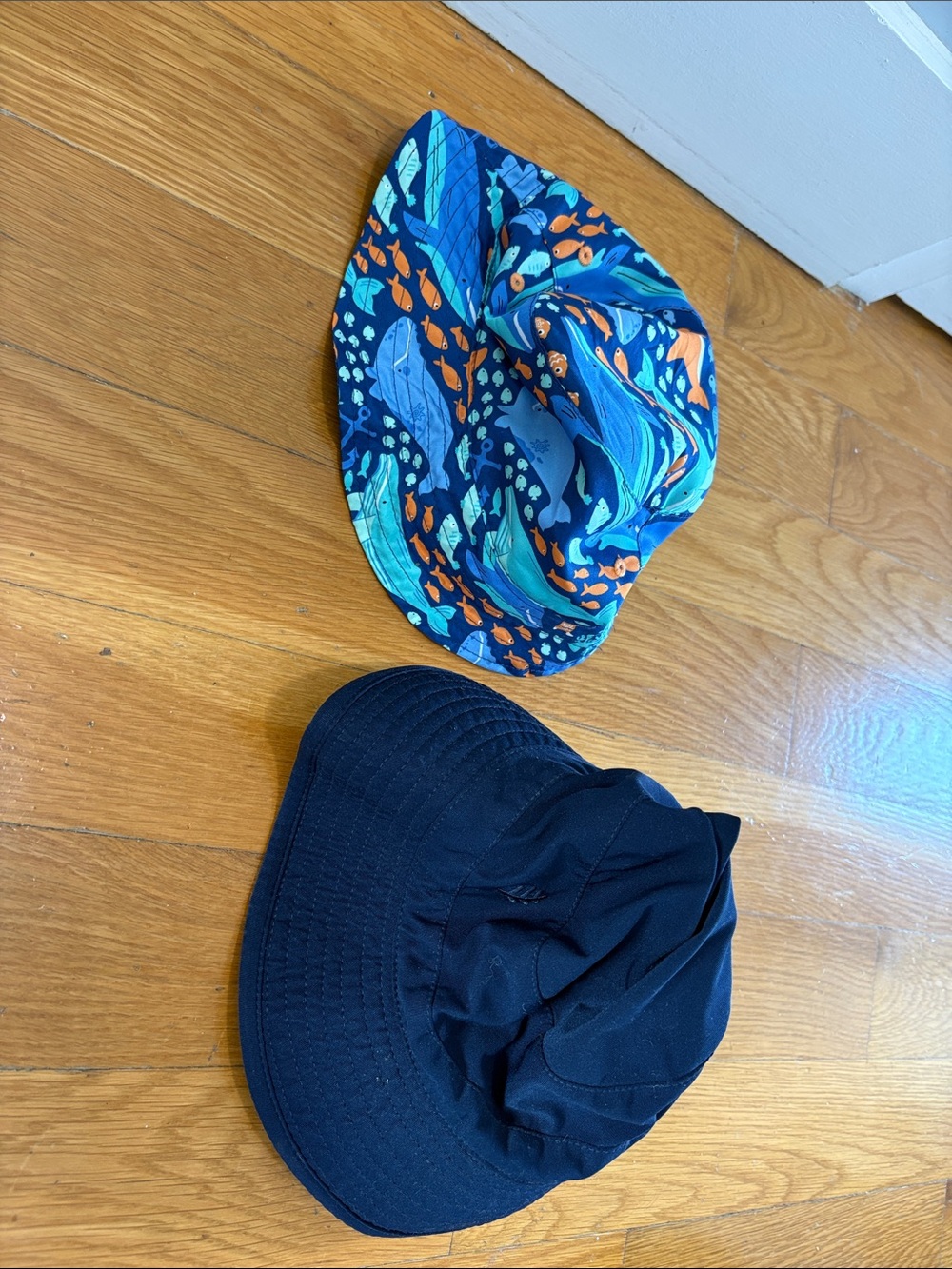 Coolibar Toddler Size Sun Hat - Ocean Print & Navy